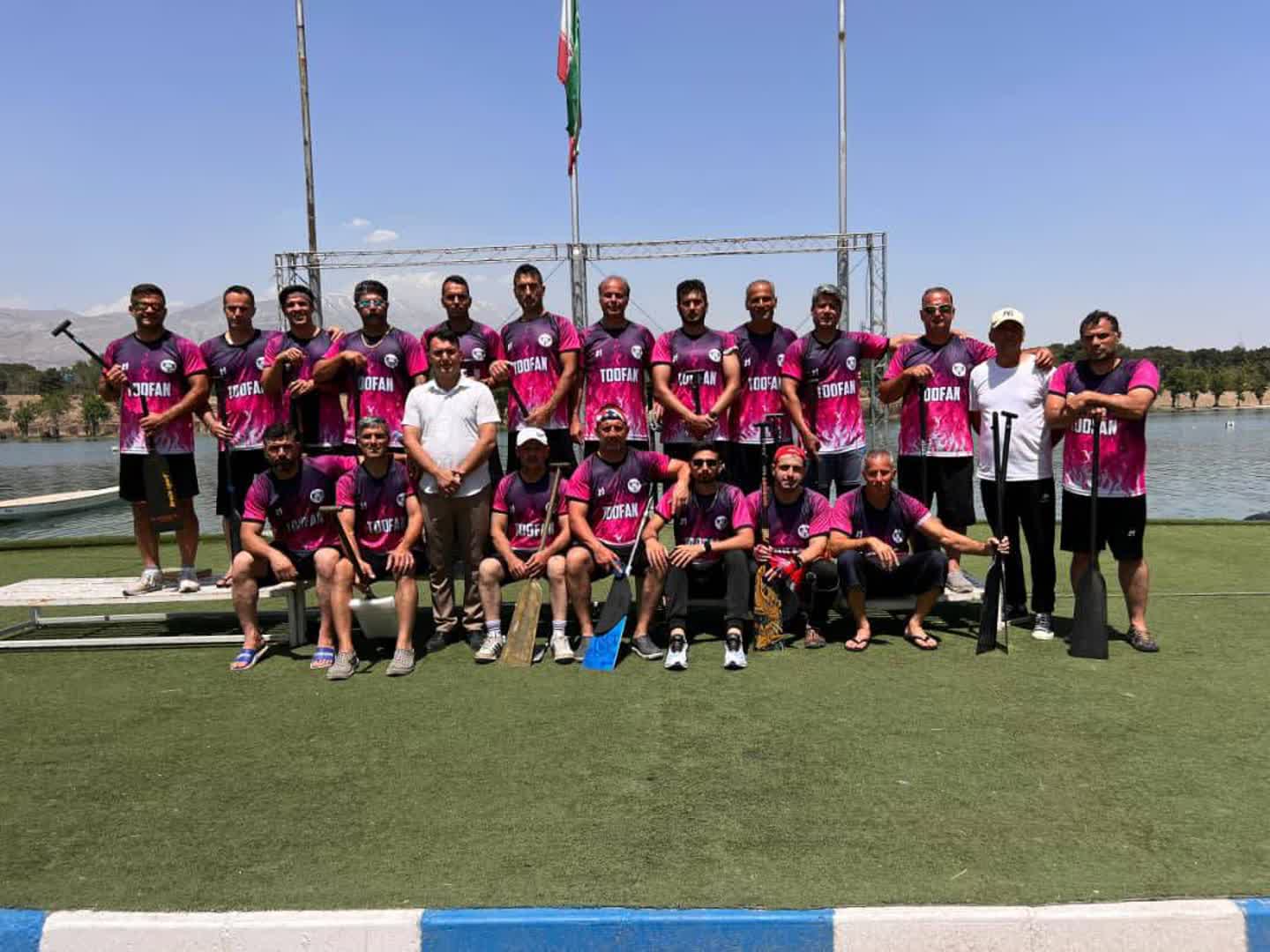 قهرمانی تیم قایقرانی دراگون بوت منطقه آزاد انزلی در لیگ برتر كشور