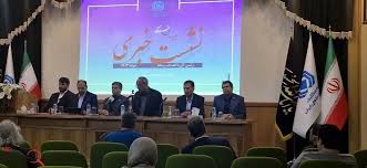 بررسی چالش‌های عدم اجرای آیین‌نامه ۹۰ و موضوع «کارت سبز»