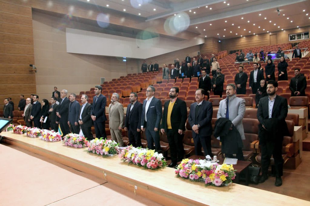 با حضور ۷۱٫۷۴ درصد سهامداران ؛ مجمع پاکسان ۱۰۰ ریال سود به ازای هر سهم تقسیم کرد