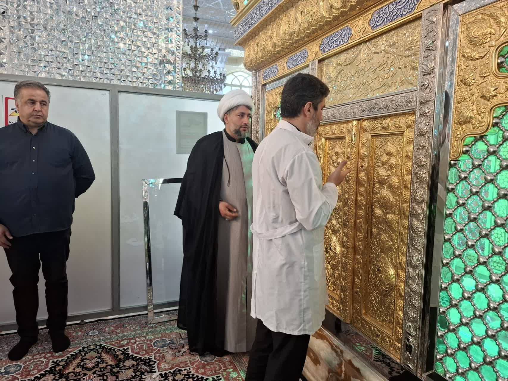 آئین غبار روبی امامزاده صالح (ع) فرحزاد برگزار شد