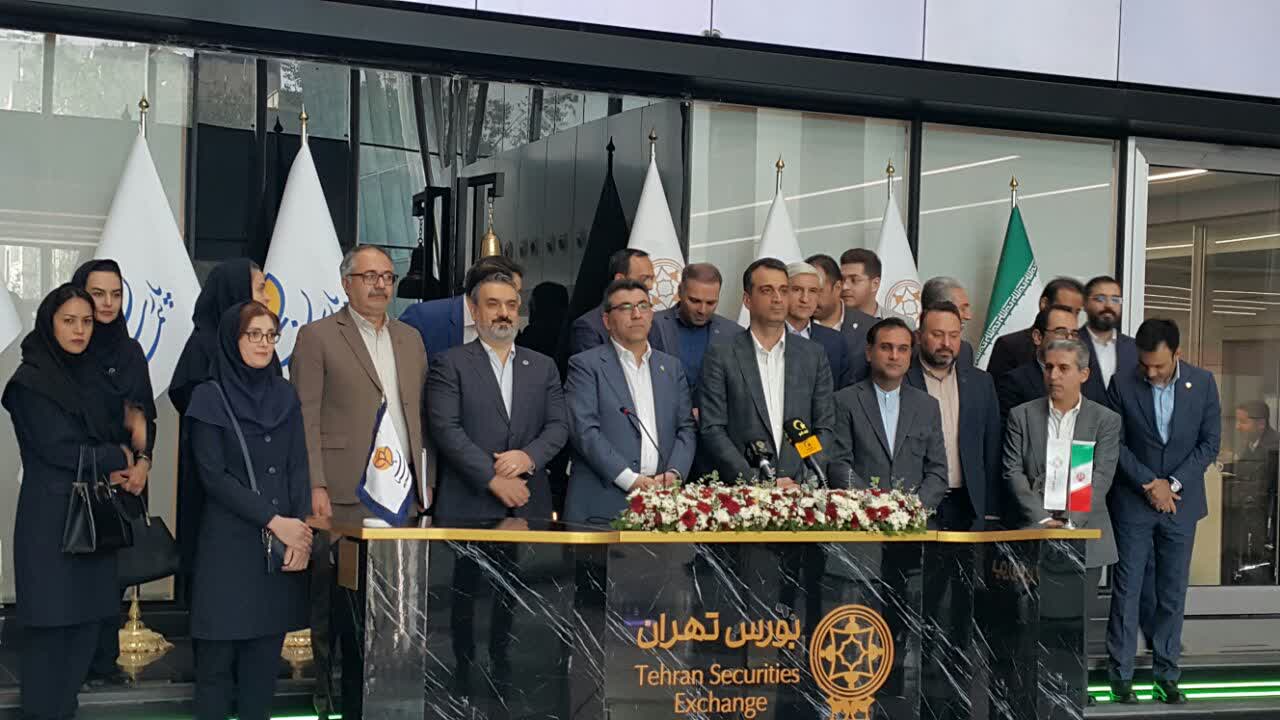 بیمه پارسیان پانزدهمین سال حضور خود در بورس تهران را جشن گرفت