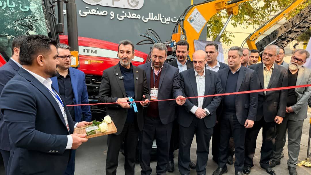 نخستین دستگاه بومی «سولارواش» با حضور رئیس هیأت عامل ایمیدرو رونمایی شد