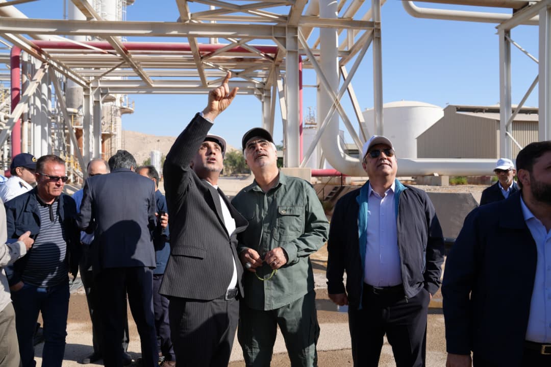 اجرای سریع و دقیق طرح جمع‌آوری گازهای مشعل در راستای سیاست‌های کلان دولت/ تکمیل مراحل باقیمانده این طرح ملی، نیاز به تلاشی همه‌جانبه دارد