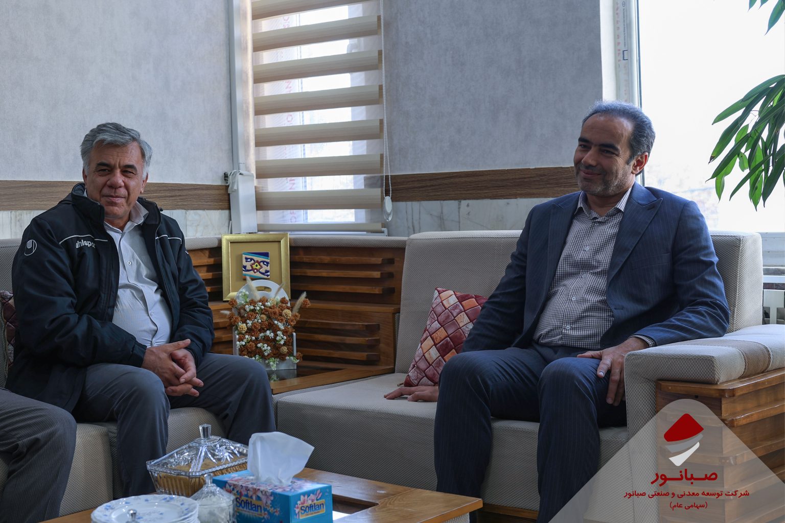 دیدار مدیرعامل صبانور با فرماندار بیجار؛ تأکید بر توسعه متوازن، مسئولیت اجتماعی عادلانه و رفع محرومیتها