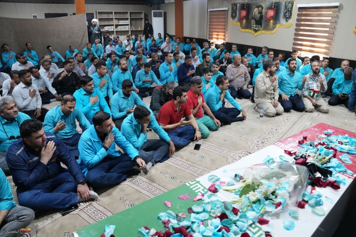 شهید گمنام میهمان کارکنان فولاد کاوهشهید گمنام میهمان کارکنان فولاد کاوه