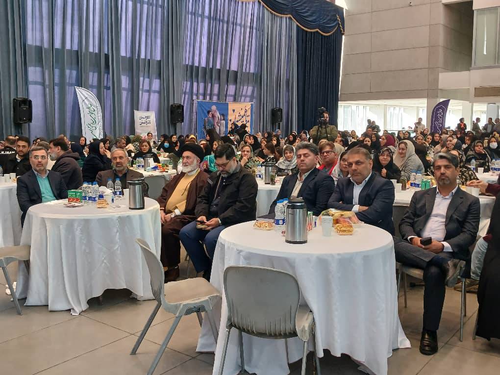 برگزاری مراسم تجلیل از بیش از ۴۰۰ مادر دارای فرزند معلول در منطقه 20