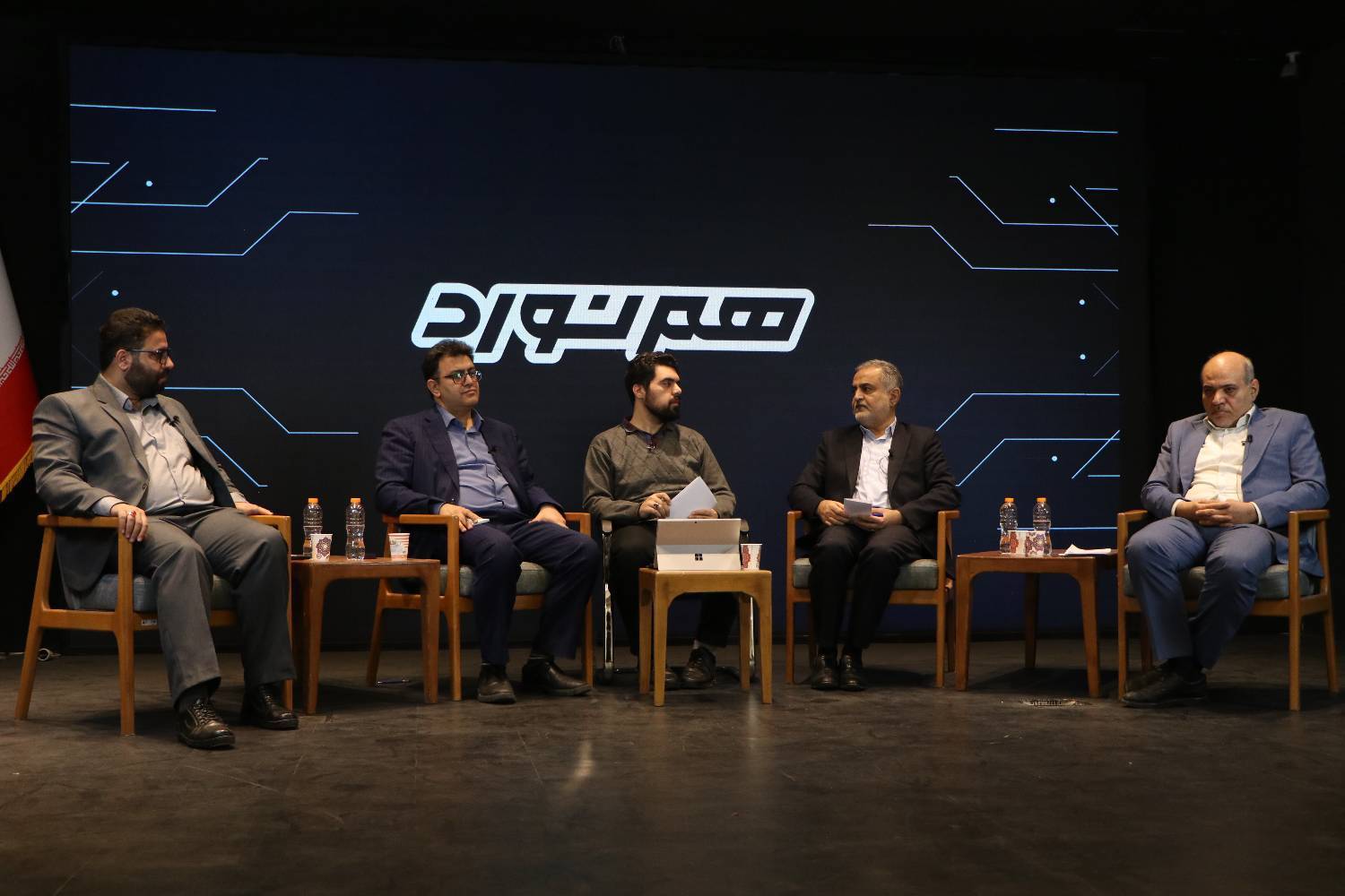 نقش مشارکت مردمی در پیشگیری و تشخیص زودهنگام به همت گروه های جهادی سلامت/ ۵۰ درصد از مردم علائم سرطان را نمی دانند