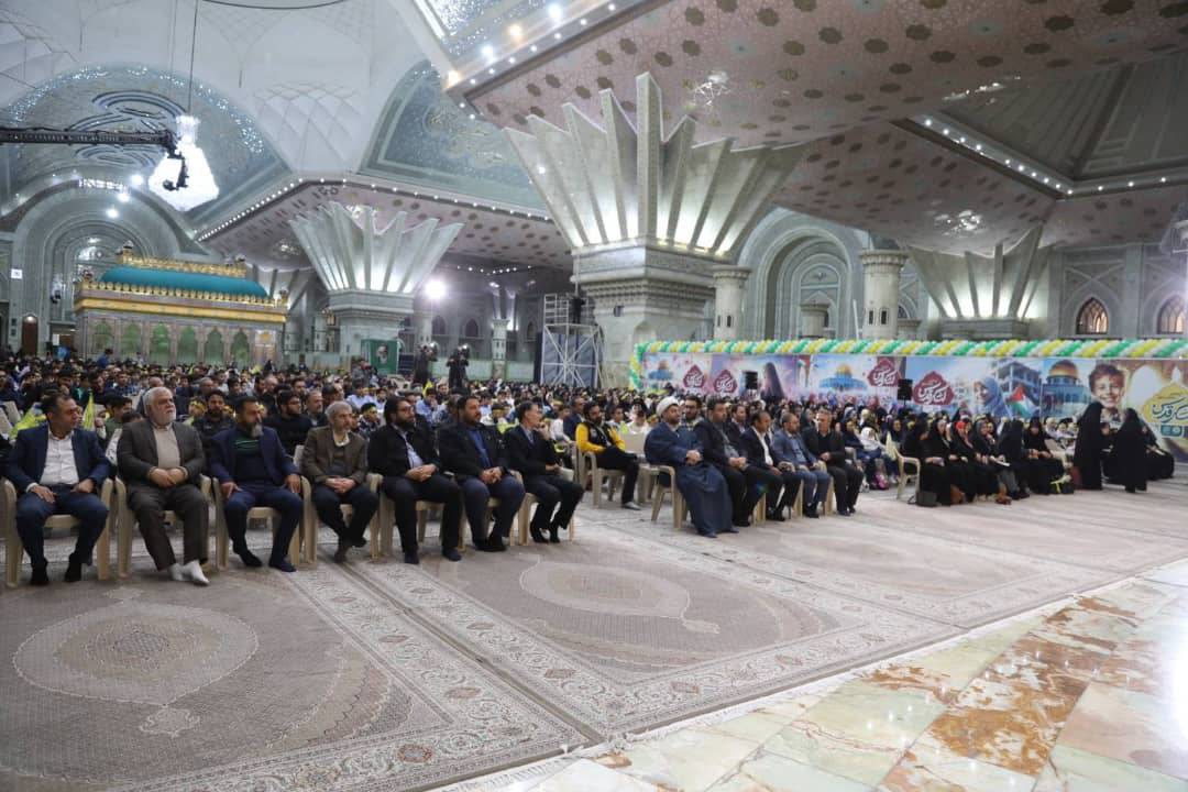 همایش نسل آرمانی با حضور ۲۰۰۰ دانشآموز قرآنی منطقه 19 در حرم مطهر امام خمینی (ره)