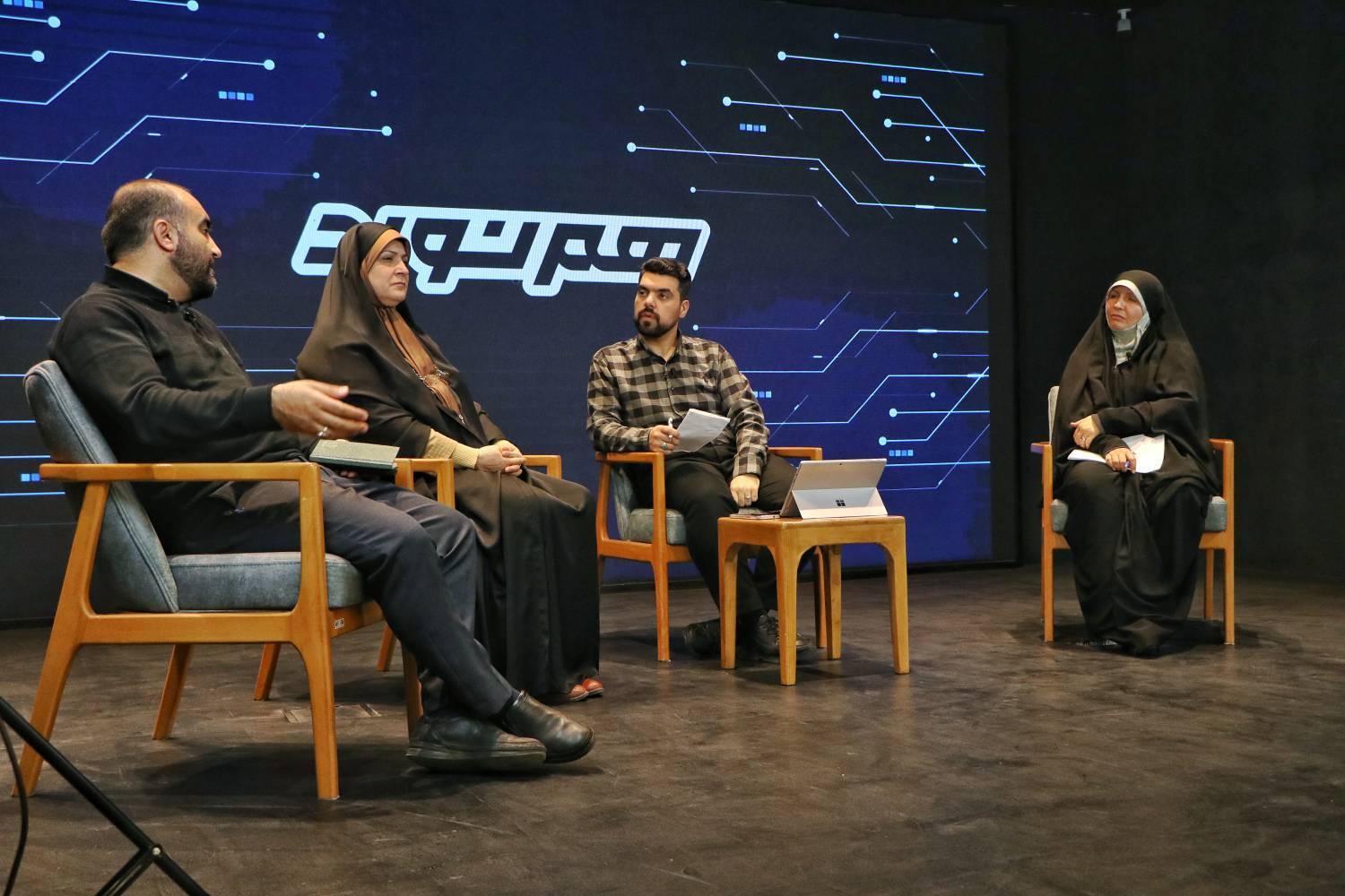 ایجاد سند تحول بومی و منطقهای زمینهساز ایجاد تحول در سلامت اجتماعی کشور