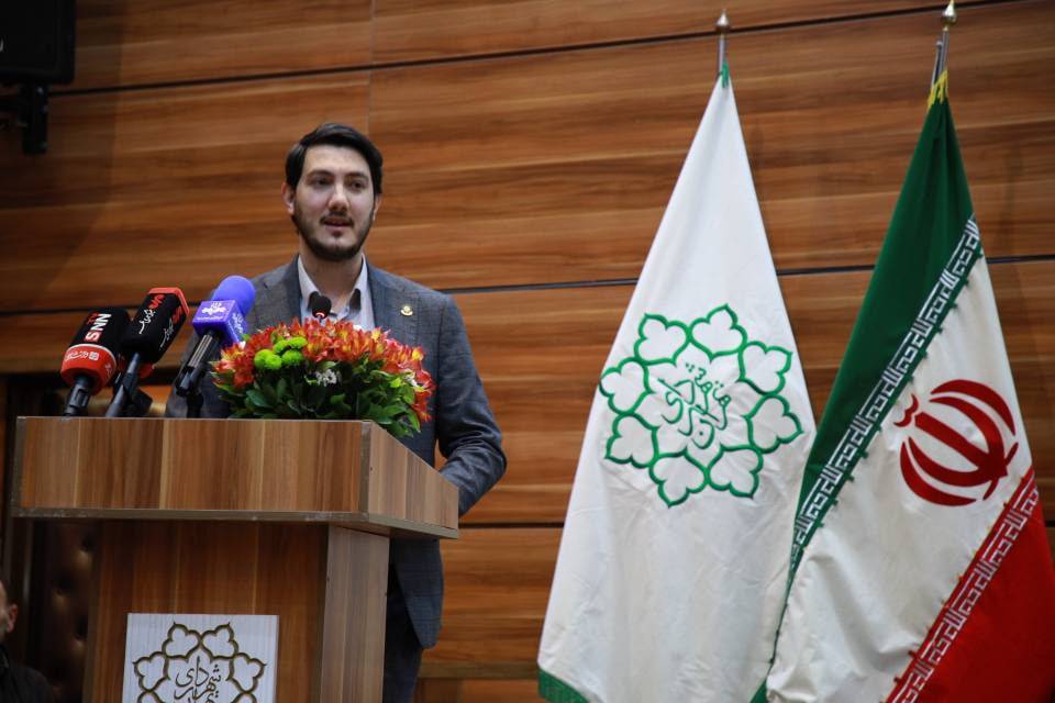 مراسم افتتاح 23 نیروگاه خورشیدی در ۱۱ منطقه شهری تهران