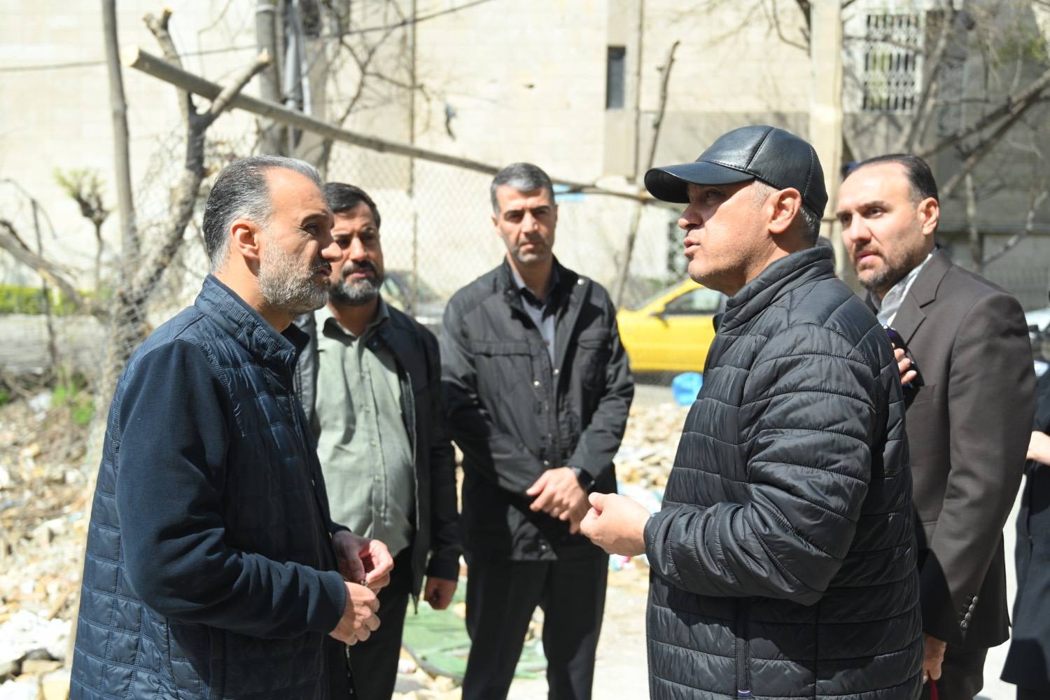 تأکید شهردار منطقه یک بر تسریع رسیدگی به خسارات ناشی از حملات اخیر دشمن در نواحی دهگانه