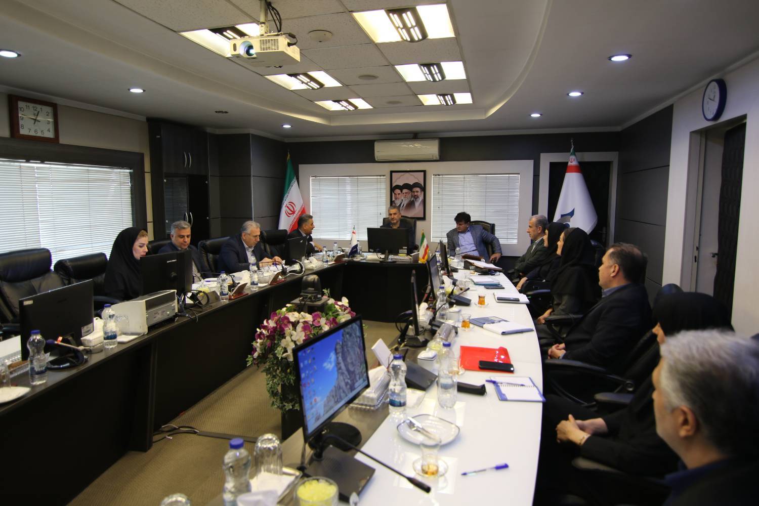 تأکید سرپرست مدیریت عامل بانک سرمایه بر استفاده حداکثری از ابزارهای تعهدی