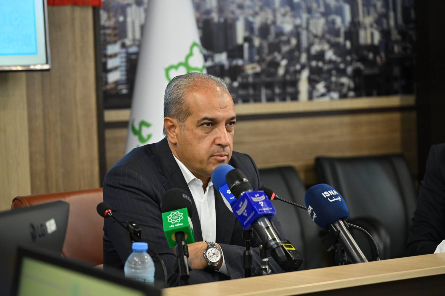 نقش بستن حماسه در پایتخت؛ رونمایی از یادمانهای شهدای «جنگ ۱۲ روزه» در منطقه یک)