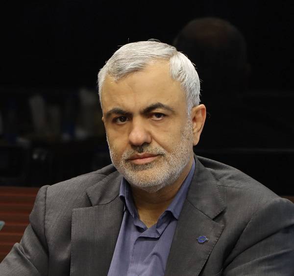 دهقان معاون وزير و مديرعامل شرکت فرودگاهها و ناوبري هوايي ايران شد