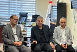 بازدید سرپرست مدیریت عامل بانک سرمایه از معاونت حقوقی و وصول مطالبات مطرح شد؛