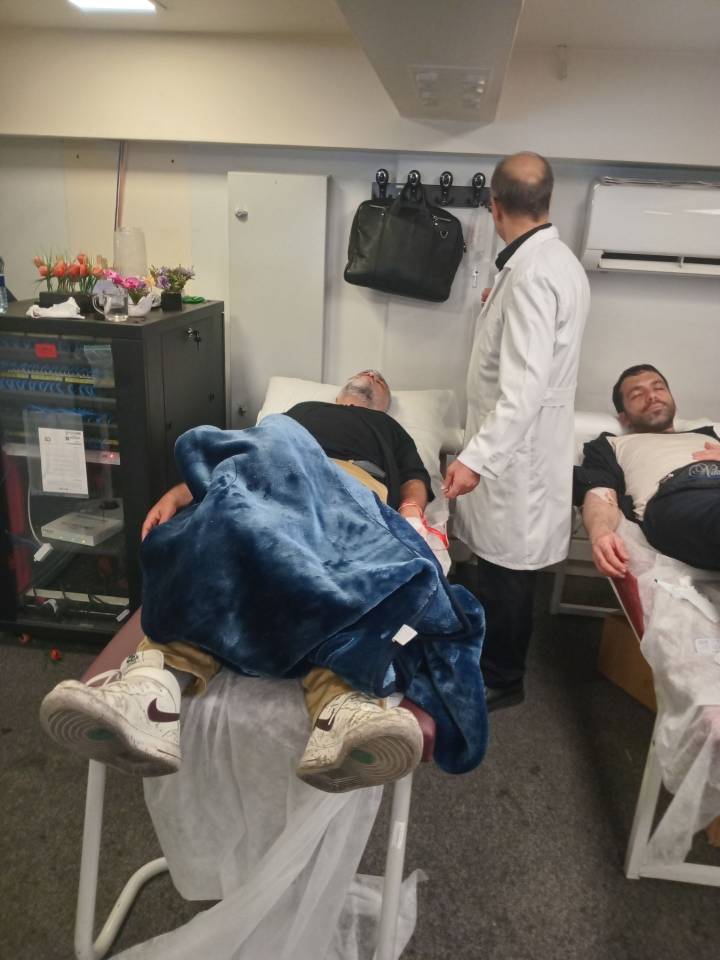 از حضور رییس کل بیمه مرکزی در موکب بیمه دی تا خدمت بی تکلف مدیرعامل به زائران