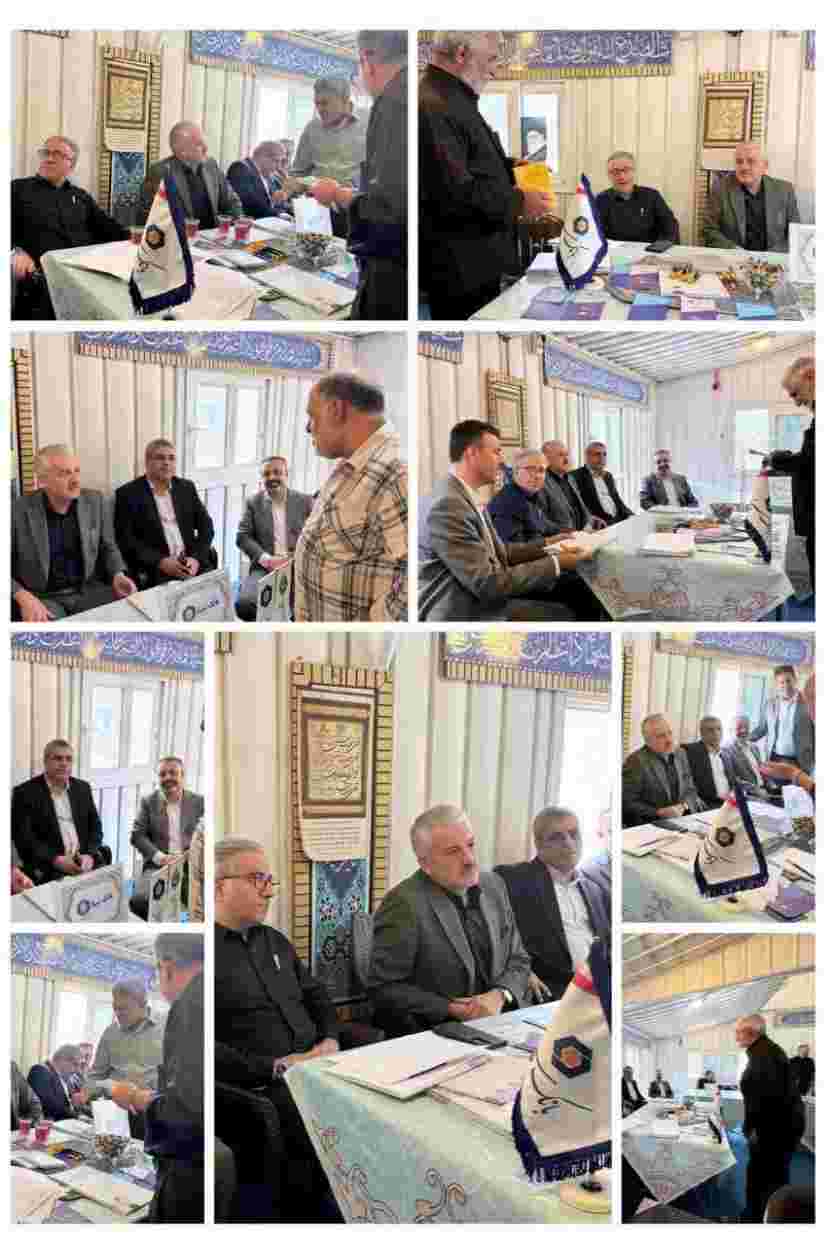 برپایی میز خدمت بانک سینا در نماز جمعه تهران